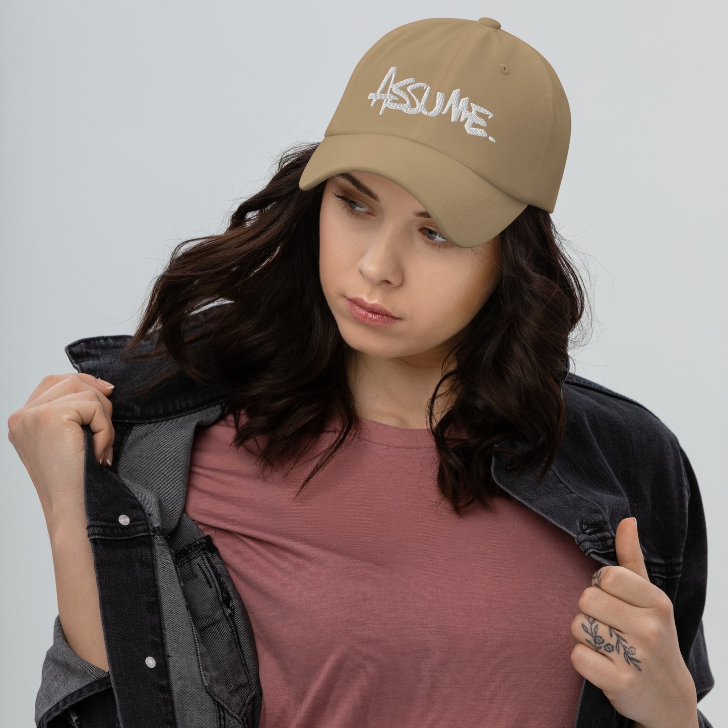 Casquette ASSUME beige foncé